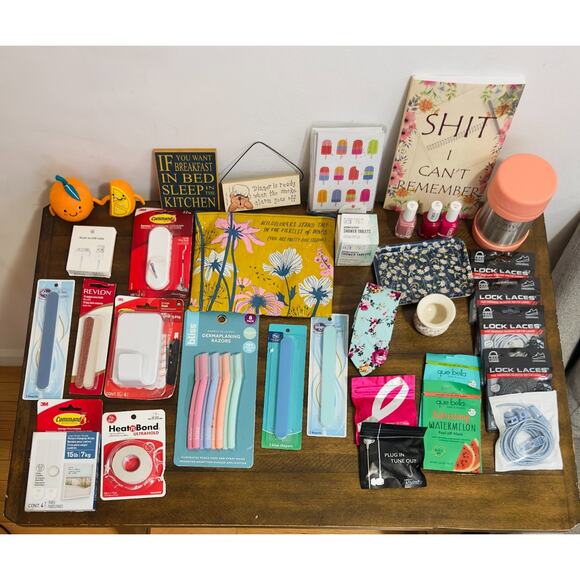 Misc Junk Drawer- Mixed Lot - Trinkets, Collectibles, Shoe Laces, Nail Polish - Picture 1 of 4